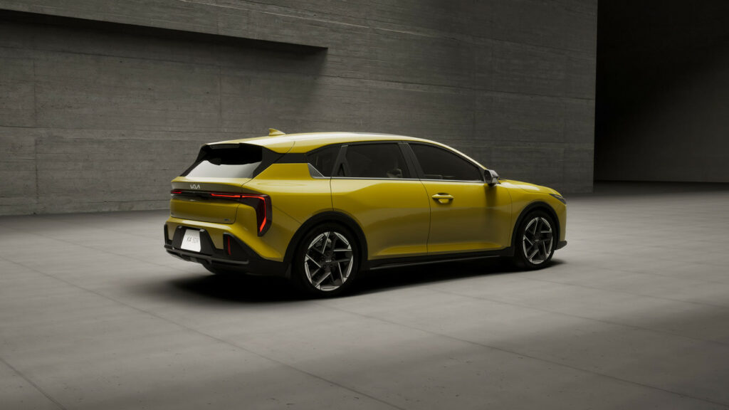 kia k4 hatchback