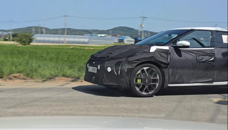 kia ev4 gt hatchback spied 1