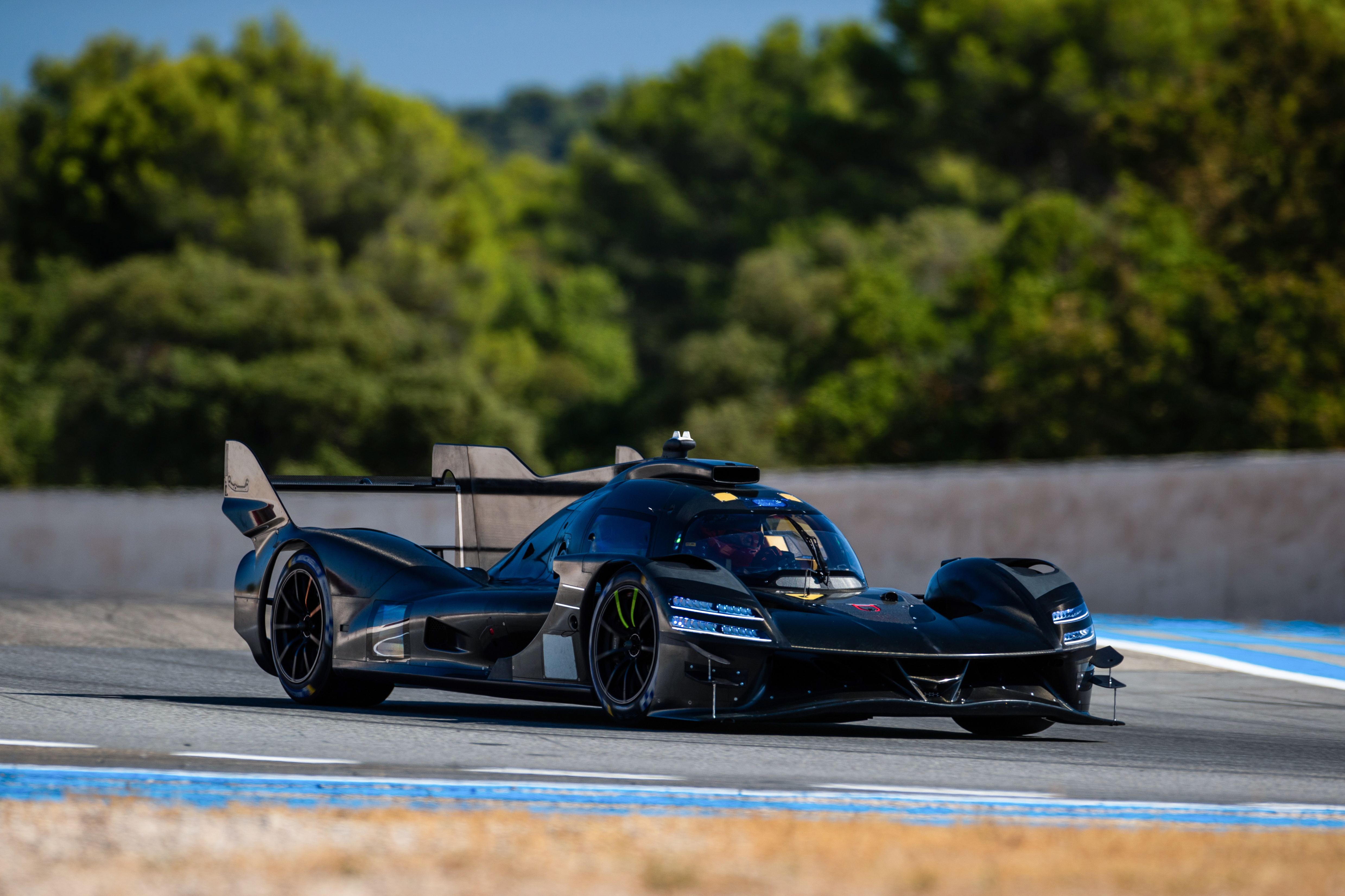 Genesis magma racing gmr-001 hypercar