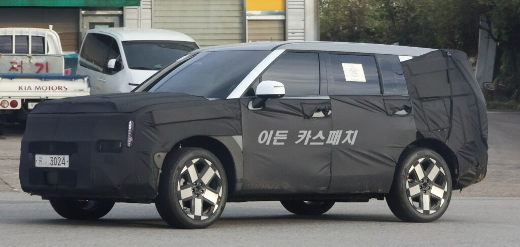 2027 hyundai santa fe facelift 2