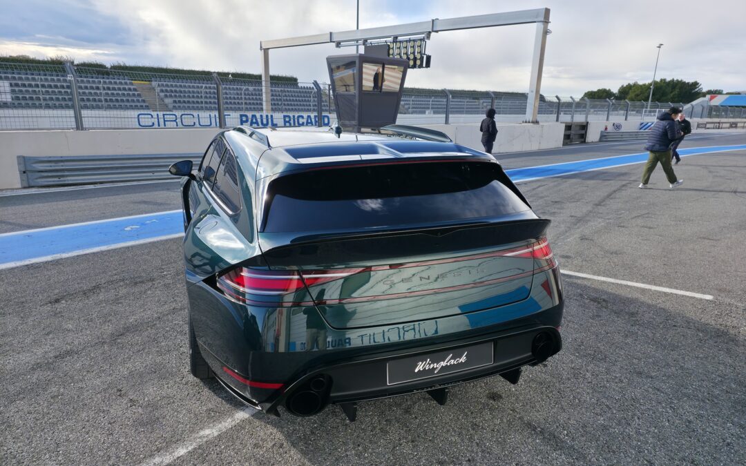 Genesis Unveils Bold New Direction with the G90 Wingback Concept