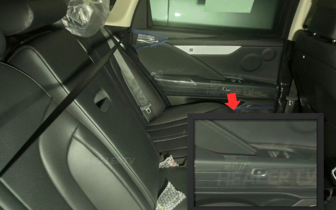 Genesis G80 Hybrid Prototype Spotted with G90-Like Open Door Buttons