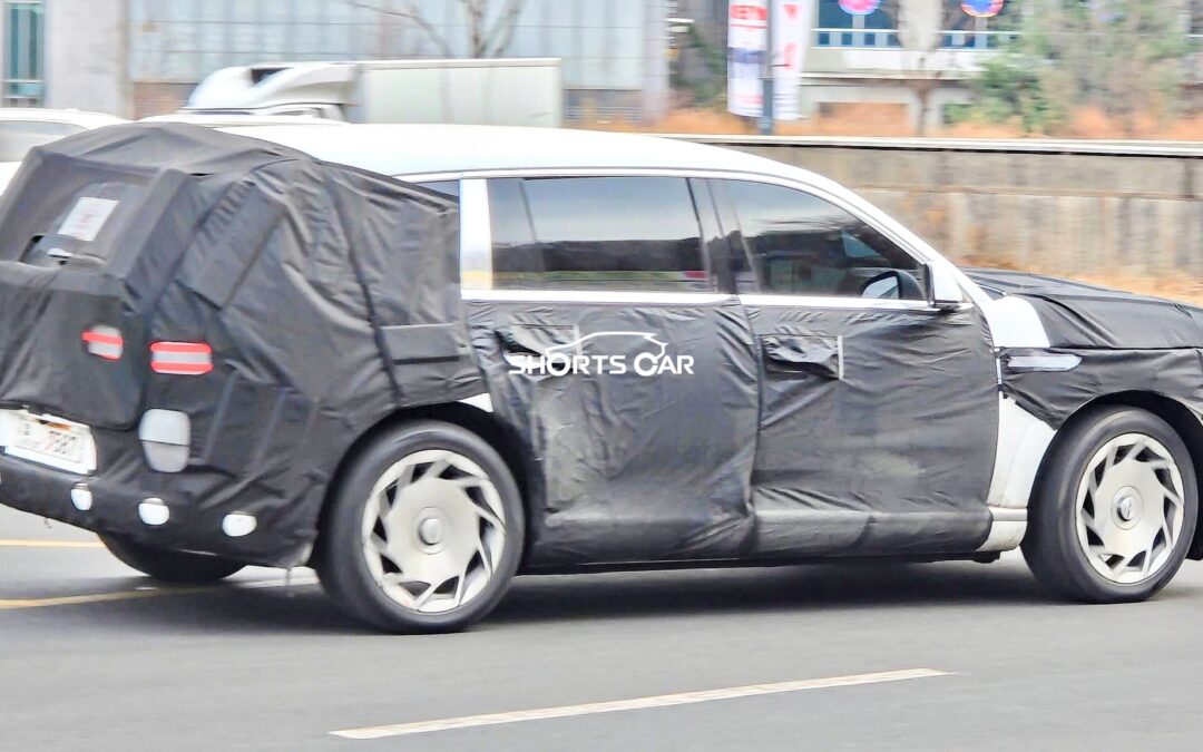 Latest Spy Shots of Genesis GV90 Show Its Screen, Dynamic Indicators, and Illuminated Crest Grille