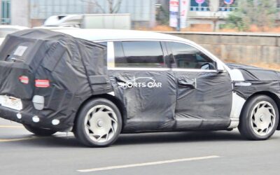Latest Spy Shots of Genesis GV90 Show Its Screen, Dynamic Indicators, and Illuminated Crest Grille