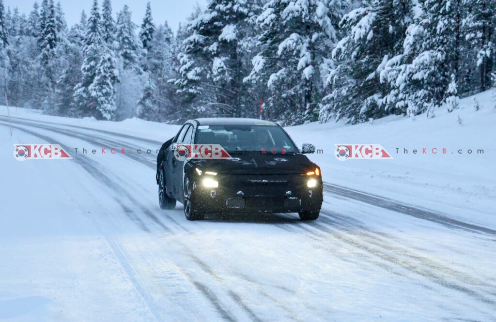 hyundai elantra cn8 spotted arctic circle 4