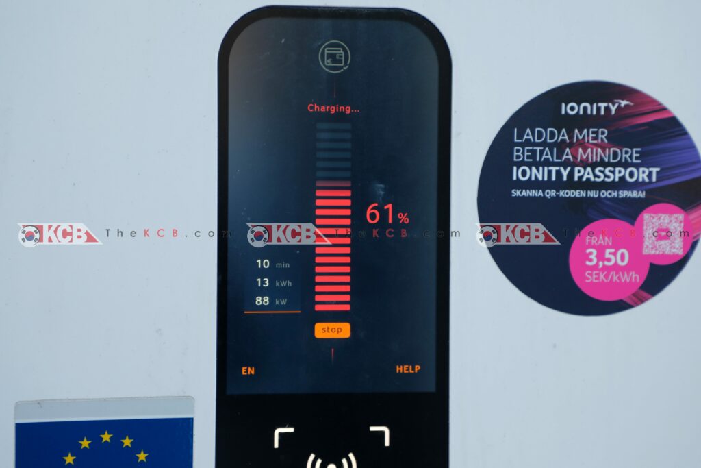 hyundai ioniq 3 spied in the arctic circle 12