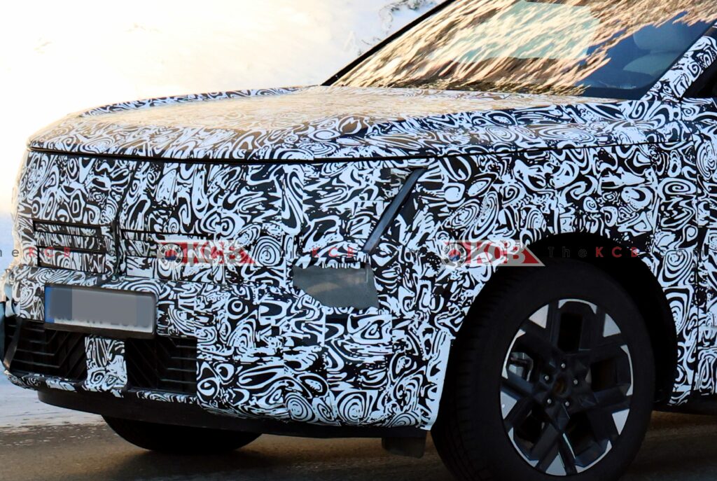 hyundai tucson nx5 spied less camouflage 5