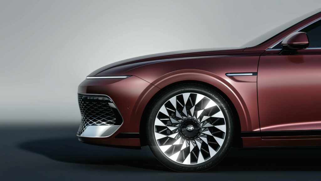 Hyundai grandeur facelift unveiled 2