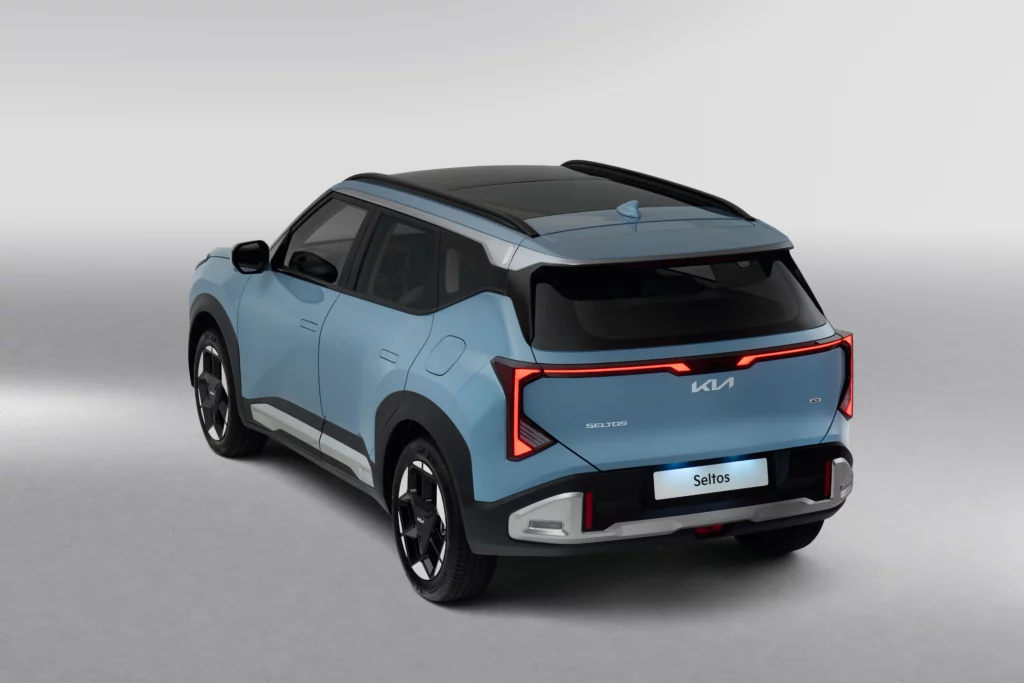 Original-31261-all-new-kia-seltos-ice-baseline-eu-pale-grey-4