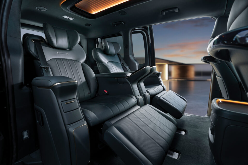 hyundai staria limousine hybrid limousine electric 3